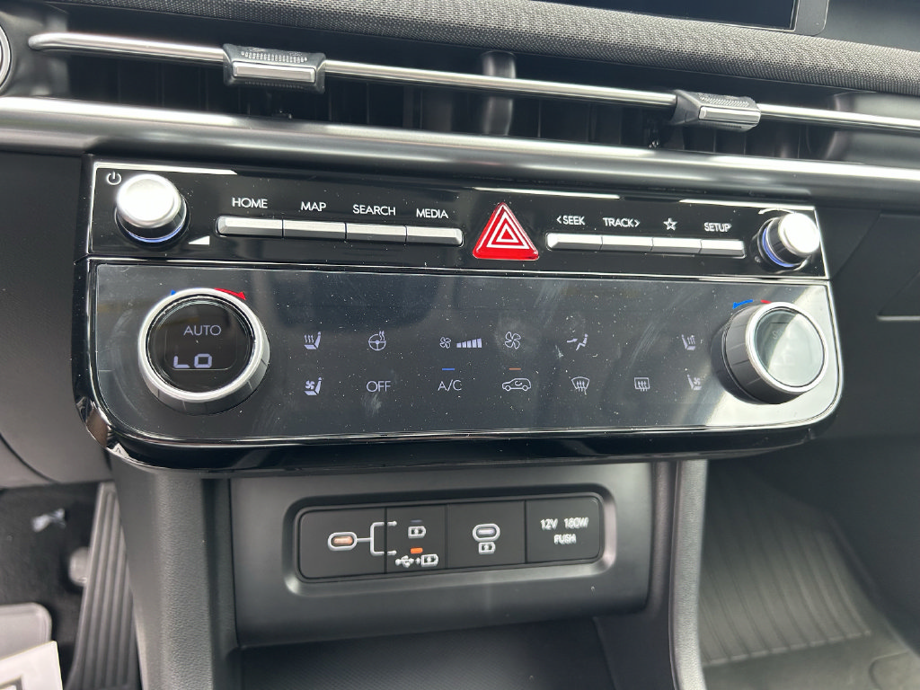 New 2026 Hyundai Tucson Limited w/ Tow & Go Package FWD image 29
