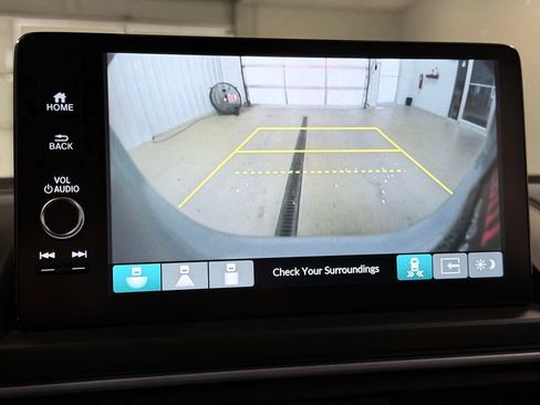 Used 2025 Honda Pilot Touring image 64