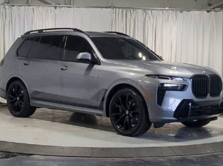 Used 2023 BMW X7 xDrive40i w/ M Sport Package video 2