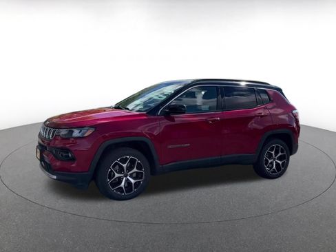 Used 2025 Jeep Compass Limited AWD/4WD image 8
