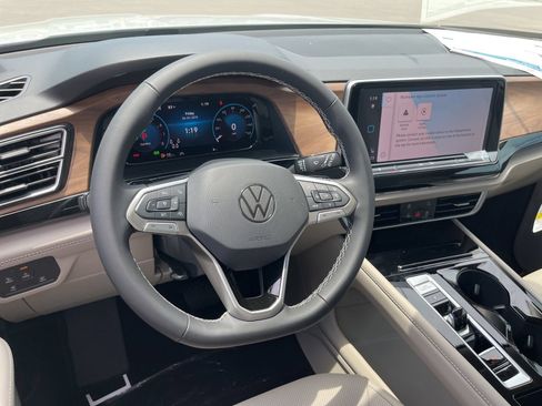 New 2026 Volkswagen Atlas SE AWD/4WD image 34