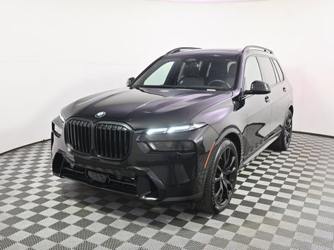 Used 2025 BMW X7 xDrive40i w/ M Sport Package image 1