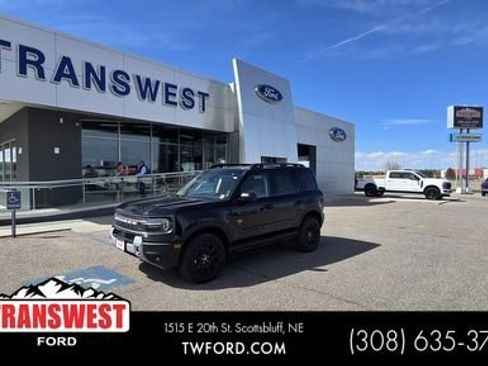 Used 2025 Ford Bronco Sport Badlands AWD/4WD image 1
