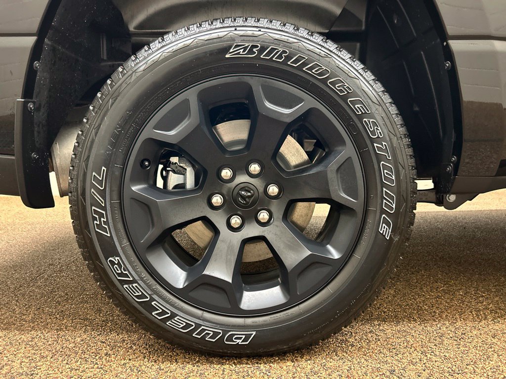 New 2026 RAM 1500 Express AWD/4WD image 29