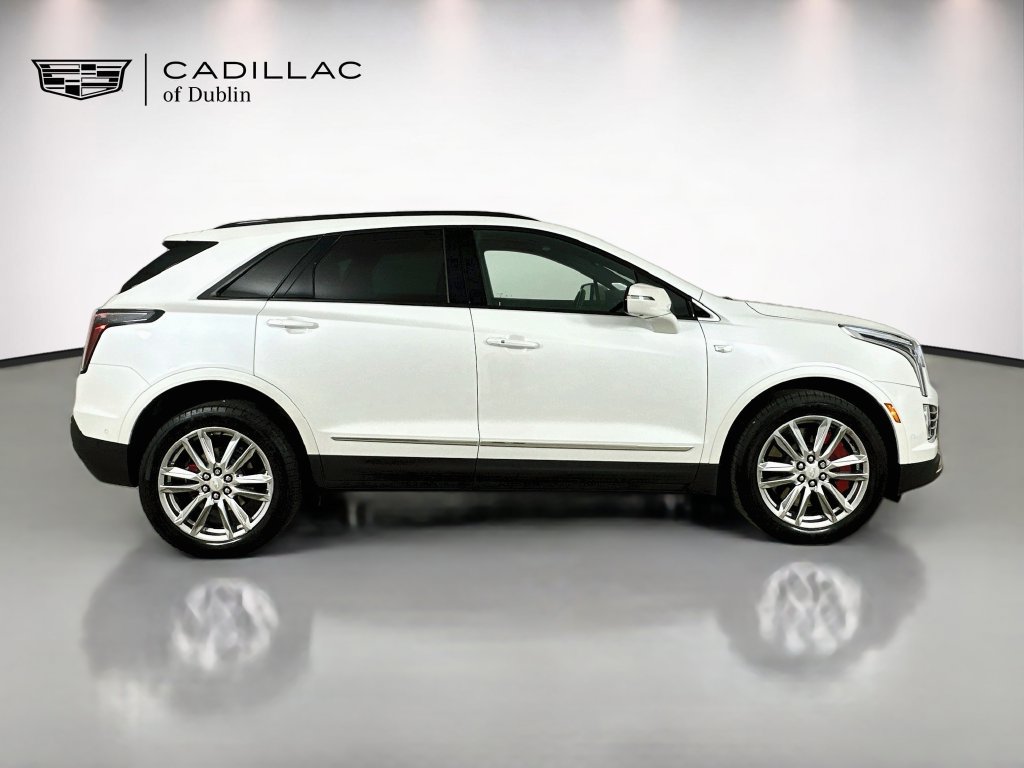 Used 2023 Cadillac XT5 Sportv w/ Technology Package AWD/4WD image 4