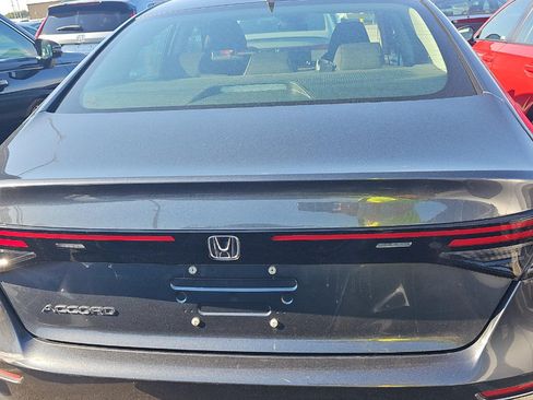Used 2024 Honda Accord EX image 6