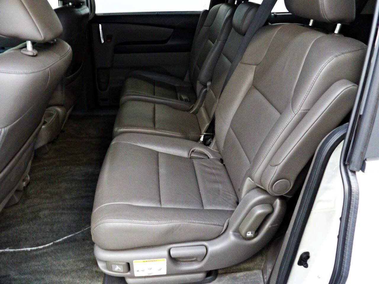 Used 2015 Honda Odyssey Touring image 9