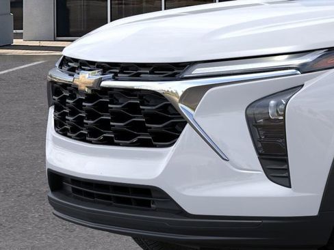 New 2026 Chevrolet Trax LS w/ LS Convenience Package image 13