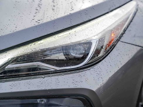 Used 2022 Toyota Mirai XLE image 5