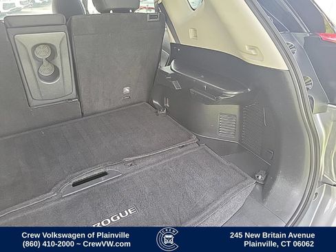 Used 2018 Nissan Rogue SV AWD/4WD image 51