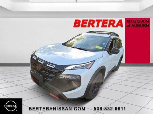 New 2026 Nissan Rogue Rock Creek image 5