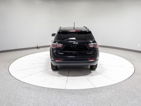 Used 2018 Jeep Compass Sport FWD image 30