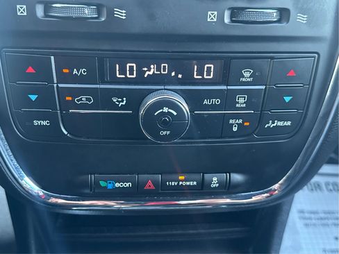 Used 2016 Dodge Grand Caravan R/T FWD image 20