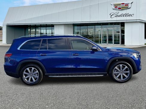 Used 2022 Mercedes-Benz GLS 450 4MATIC image 7