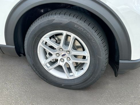 New 2026 Ford Explorer Active w/ Active Comfort Package RWD image 20