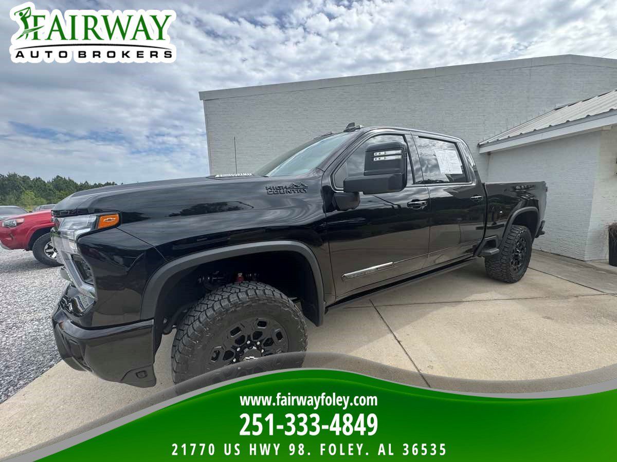 Used 2024 Chevrolet Silverado 2500 High Country w/ Midnight Edition AWD/4WD image 1