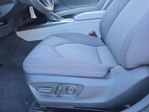 Used 2023 Toyota Camry LE FWD image 27