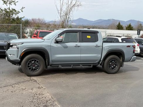 Used 2024 Nissan Frontier PRO-4X w/ Pro Premium Package image 4