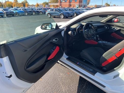 Used 2021 Chevrolet Camaro SS w/ Redline Edition image 5