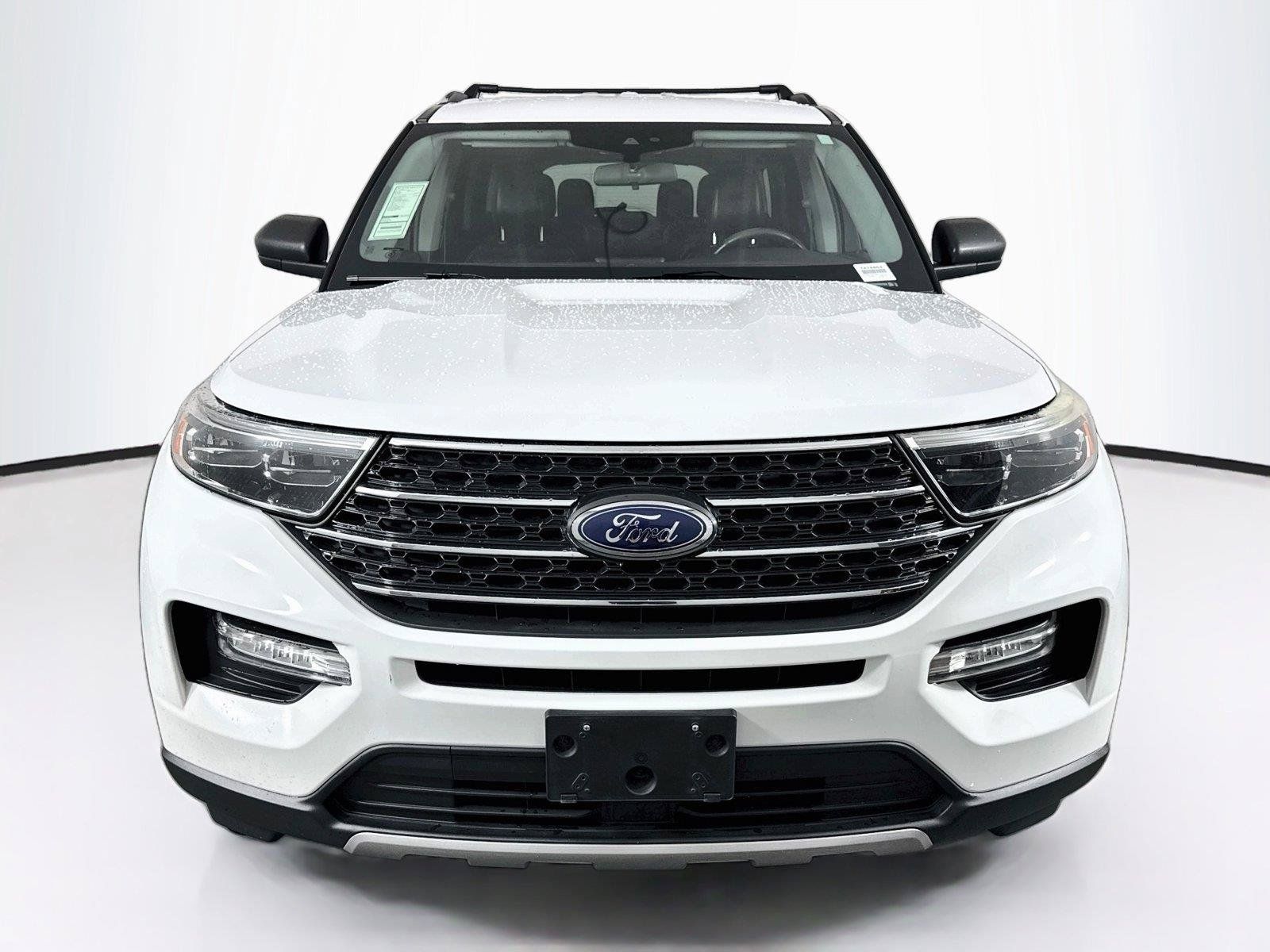 Used 2021 Ford Explorer XLT w/ Equipment Group 202A AWD/4WD image 9
