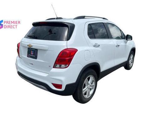 Used 2017 Chevrolet Trax LT w/ LT Convenience Package FWD image 5