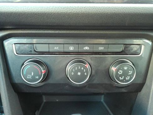 Used 2020 Volkswagen Tiguan S w/ 3rd Row Seat Package image 38