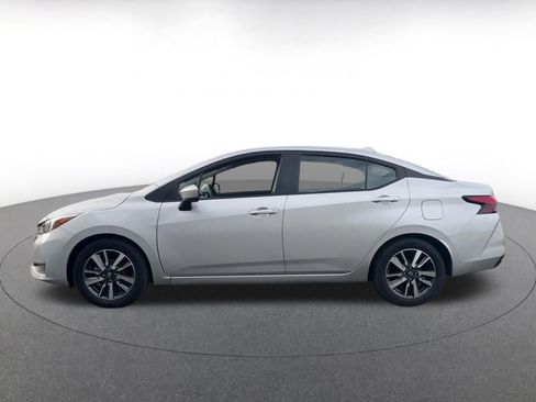 Used 2025 Nissan Versa SV FWD image 9