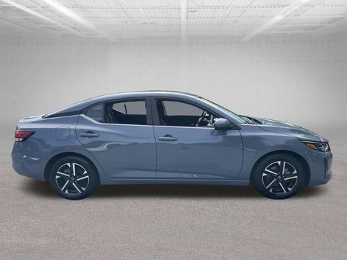 Used 2024 Nissan Sentra SV FWD image 6