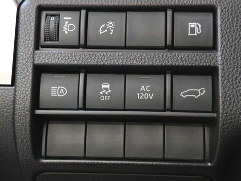 Certified 2025 Toyota 4Runner TRD Off-Road Premium AWD/4WD image 18