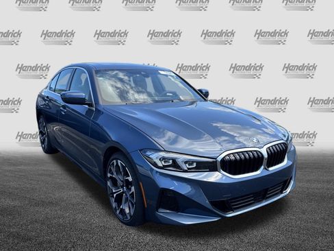 Used 2025 BMW 330i Sedan RWD image 2