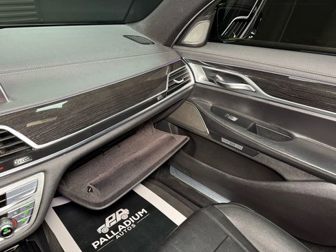 Used 2016 BMW 740i image 45