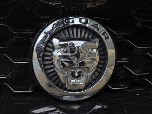 Used 2014 Jaguar F-TYPE S image 20