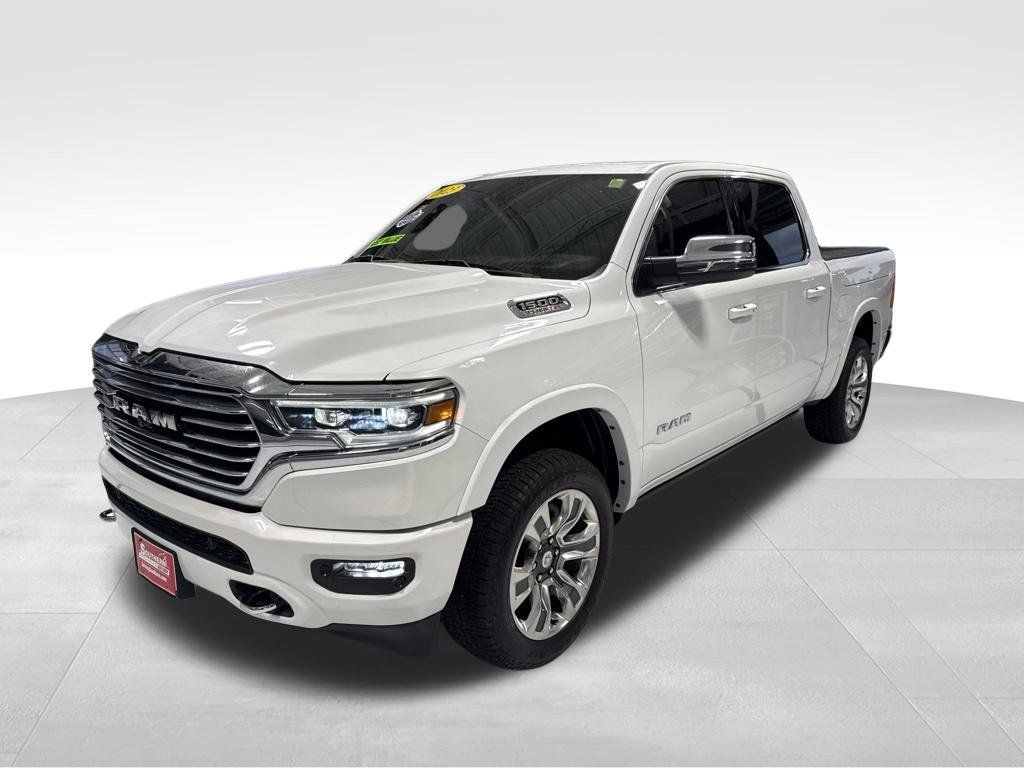 Used 2023 RAM 1500 Limited AWD/4WD image 2