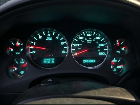 Used 2007 Chevrolet Suburban LT w/ LT Preferred Equipment Group image 13