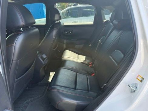 Used 2023 Honda HR-V Sport image 8
