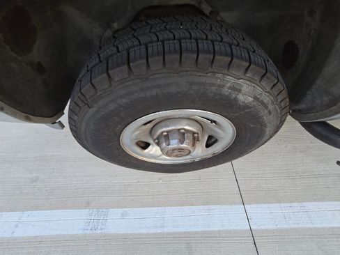 Used 1998 Dodge Ram 2500 Truck 2WD Quad Cab image 25