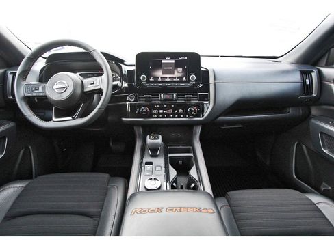 Used 2024 Nissan Pathfinder Rock Creek AWD/4WD image 9