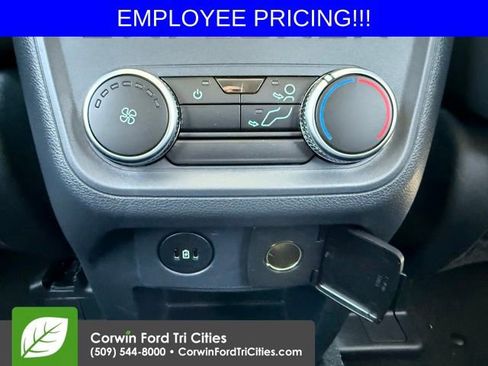 New 2026 Ford Explorer Active w/ Active Comfort Package AWD/4WD image 12
