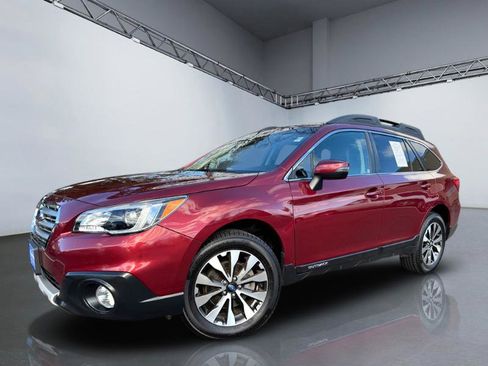 Used 2016 Subaru Outback 2.5i Limited image 14