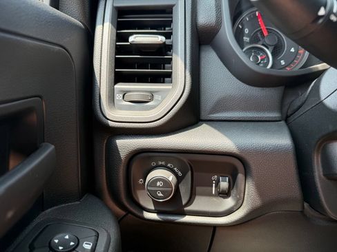 Used 2025 RAM 2500 Tradesman AWD/4WD image 13