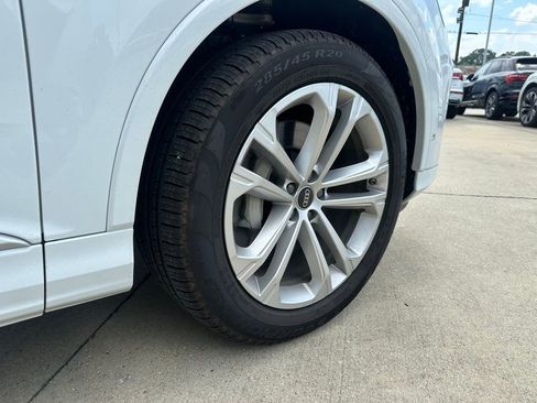 Used 2025 Audi Q7 3.0T Prestige image 35