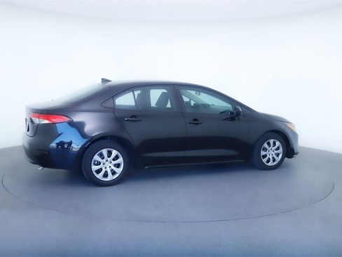 Used 2023 Toyota Corolla LE image 8