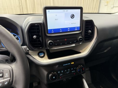 Used 2024 Ford Bronco Sport Heritage w/ Heritage Convenience Package image 13