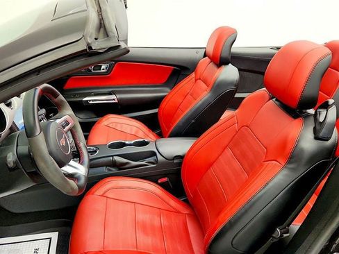 Used 2016 Ford Mustang GT Premium w/ Equipment Group 401A RWD image 13