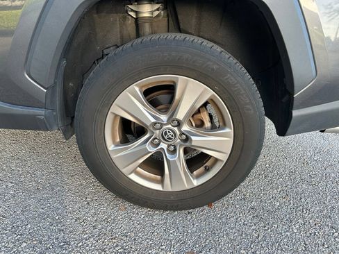 Certified 2023 Toyota RAV4 XLE w/ Convenience Package FWD image 10