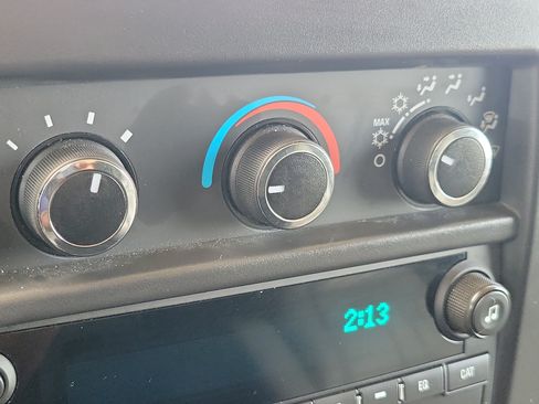 Used 2025 Chevrolet Express 2500 Extended w/ Driver Convenience Package RWD image 28