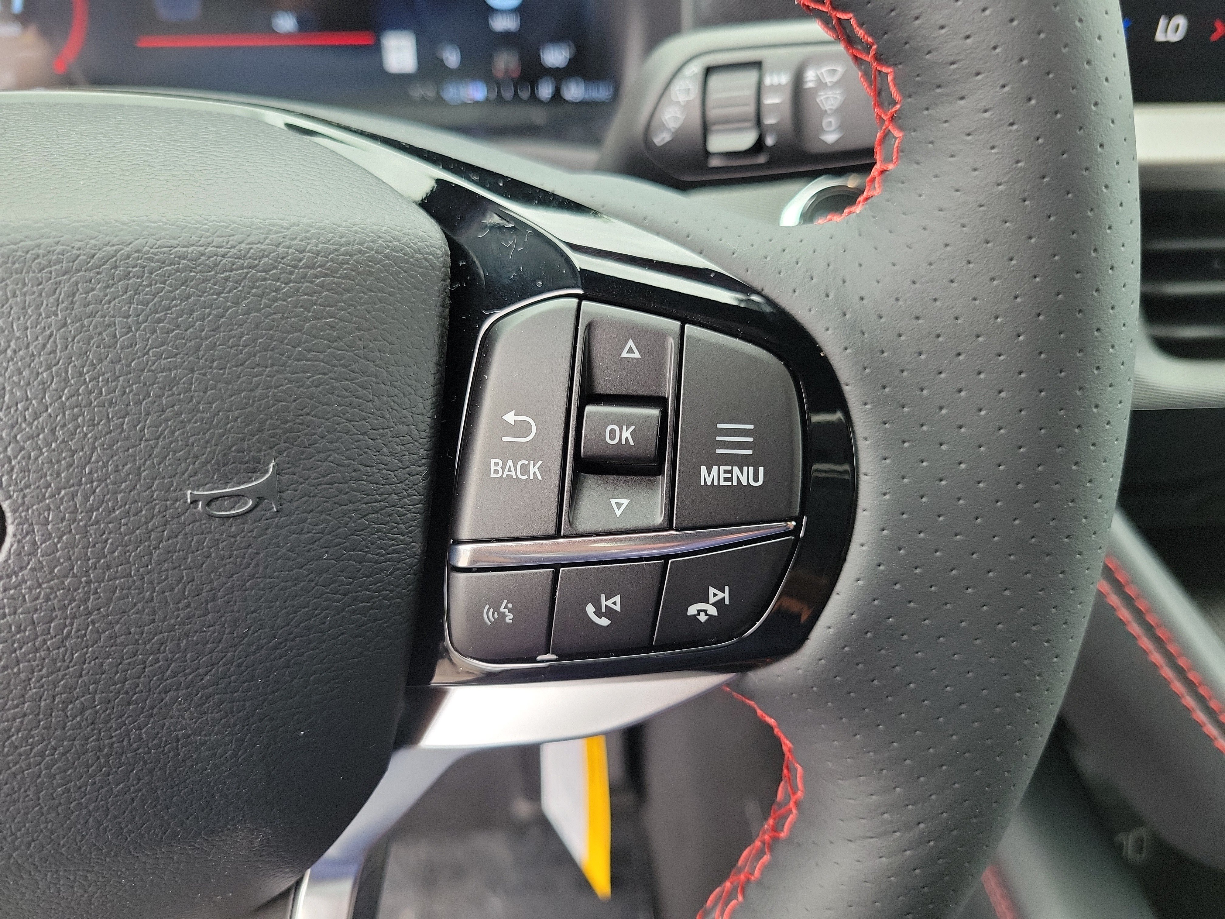 New 2026 Ford Explorer ST-Line w/ ST-Line Street Pack RWD image 23