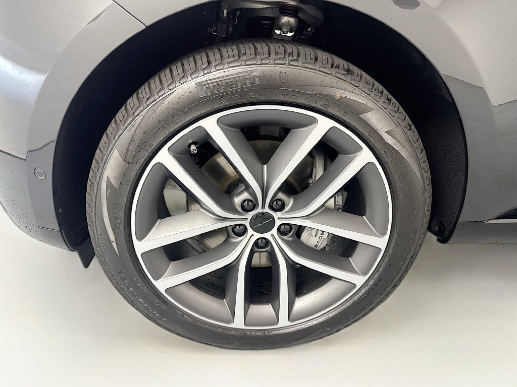 New 2026 Land Rover Range Rover SE AWD/4WD image 33