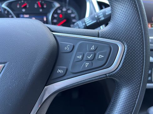Used 2023 Chevrolet Equinox LS w/ LS Convenience Package FWD image 19