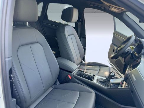 New 2025 Audi Q3 2.0T Premium image 31
